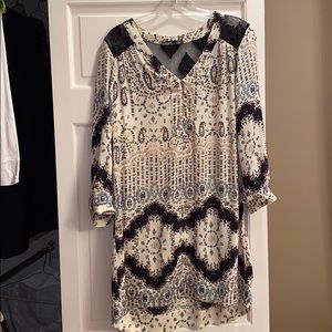Patterned cream dress
